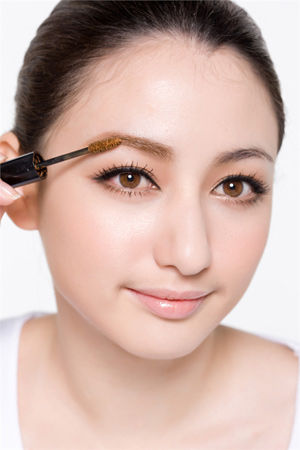 Ϳˢ��Ⱦü����üë�뷢ɫһ��